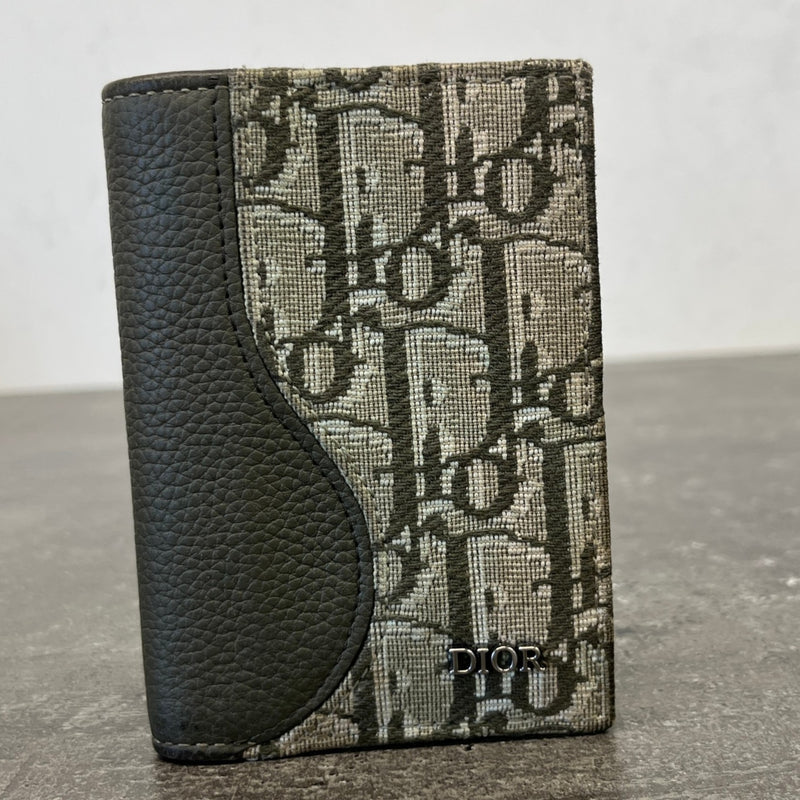 Men's Saddle Bifold Card Holder Green