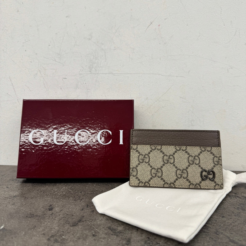 Men's GG Supreme Card Holder Beige
