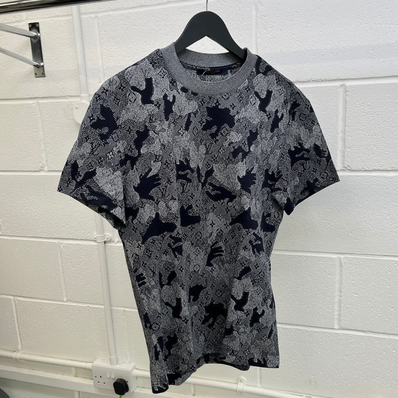 Louis Vuitton Men's Camo Jacquard T-Shirt Grey Size S