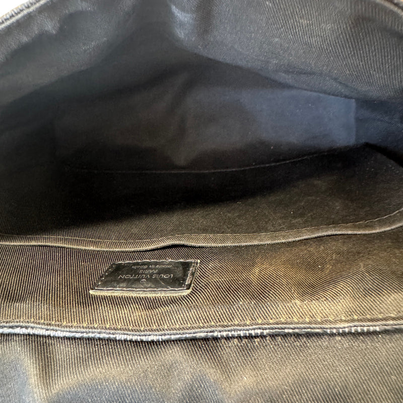 Men's Damier Graphite District PM Messenger Bag Black