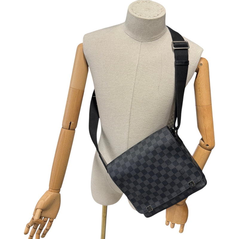 Men's Damier Graphite District PM Messenger Bag Black