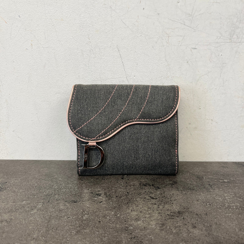 Women's Saddle Wallet Grey