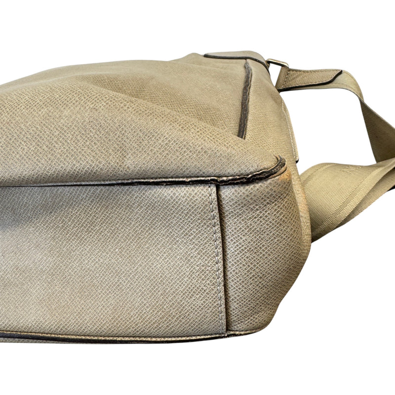 Women's Taiga Milo Messenger Bag Beige