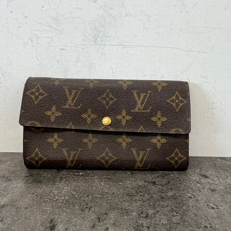 Women's Monogram Sarah Purse Brown