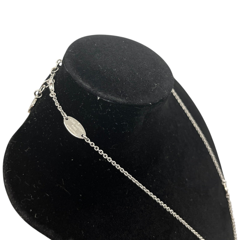 Women's Essential V Supple Necklace Silver