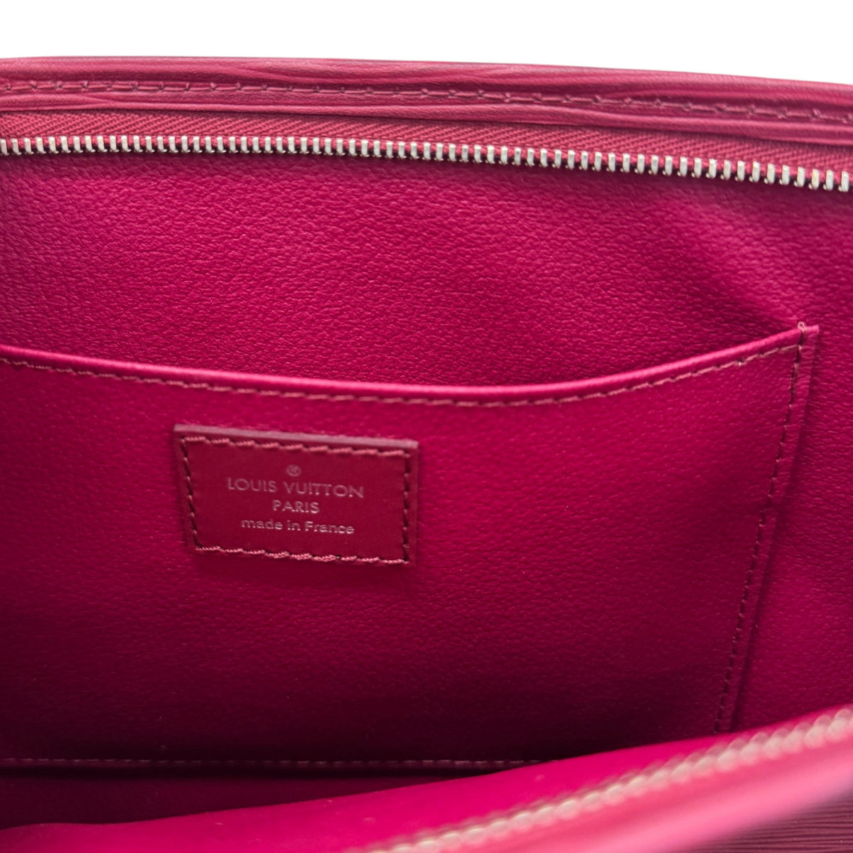 Women's Epi Pouch 26 Clutch Red - Photo 13