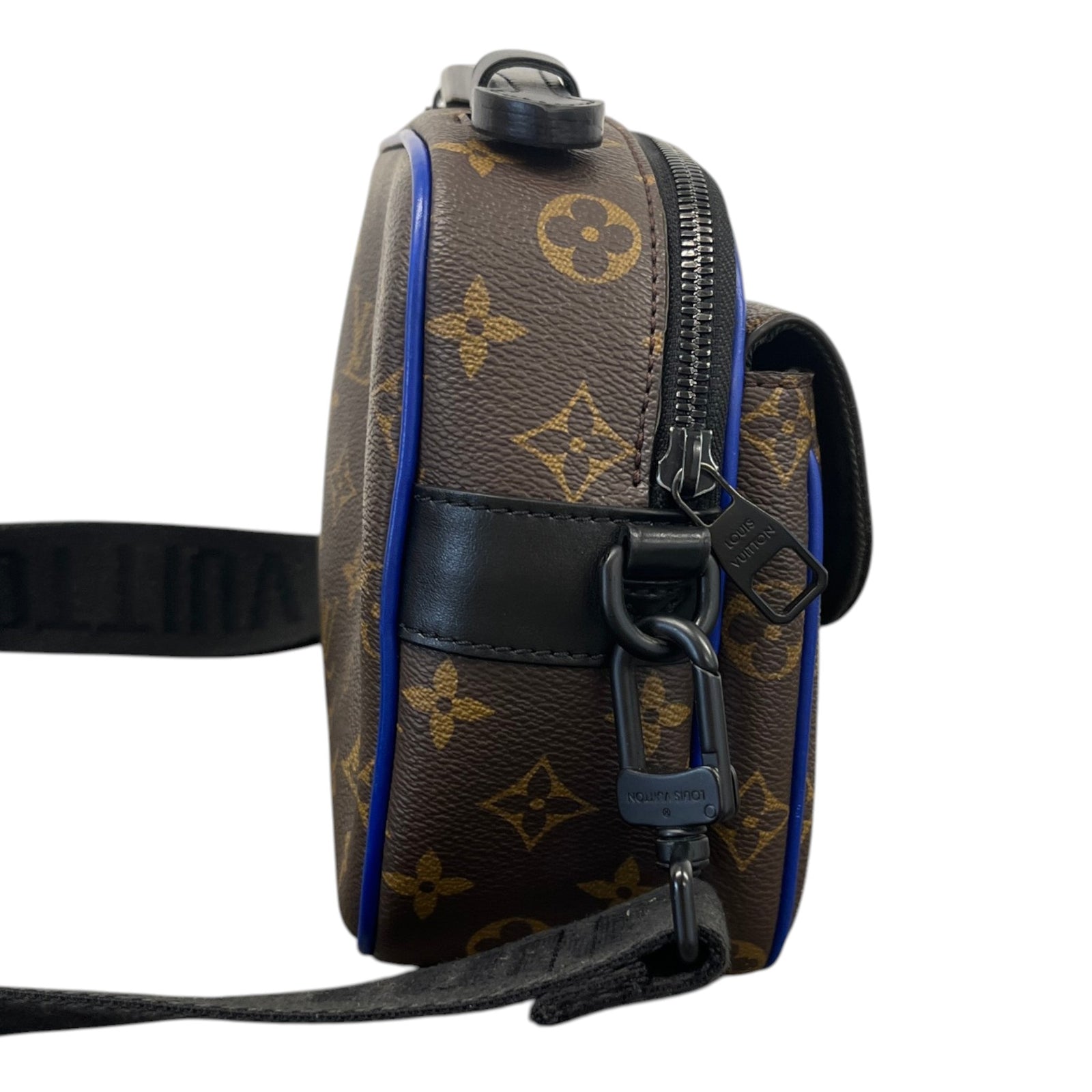 Men's Monogram  S-Lock Messenger Bag Brown - Photo 6