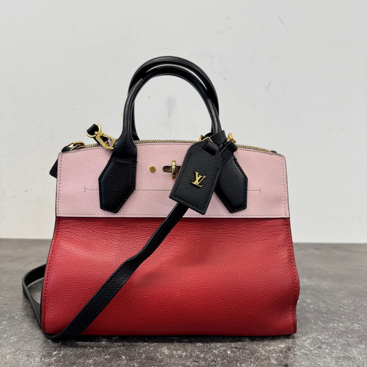 Women's City Steamer Handbag Red - Photo 14