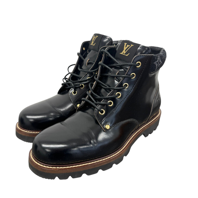 Men's Monogram Boots Black Size EU 41.5 / UK 7.5