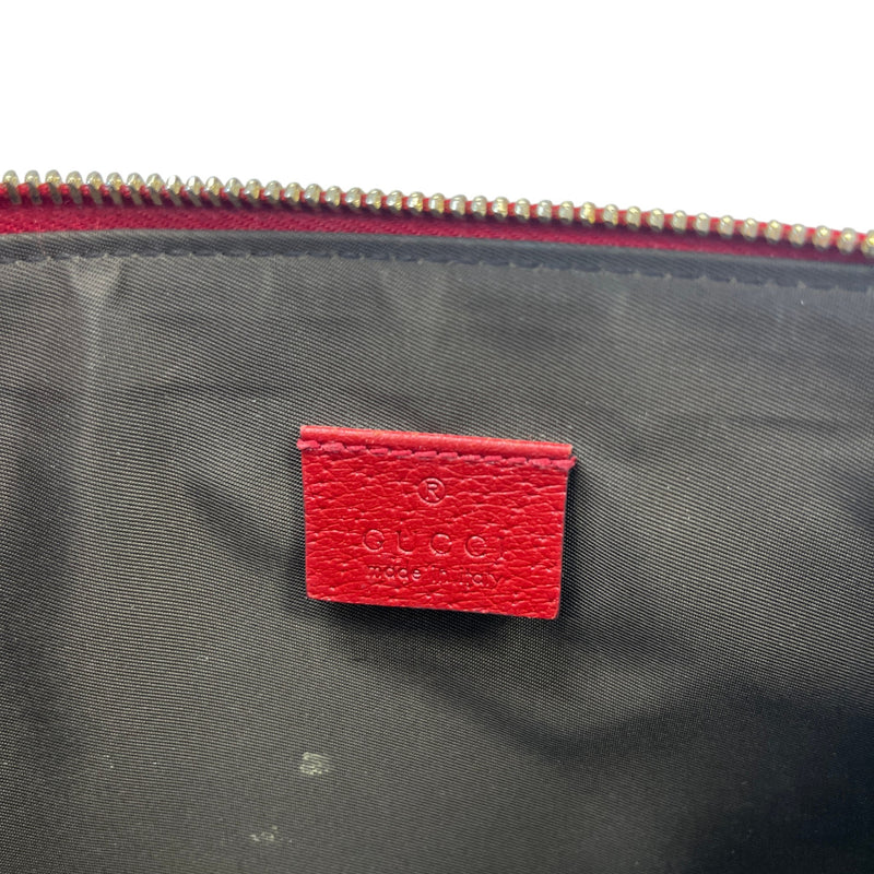 Women's Tian GG Supreme Clutch Beige