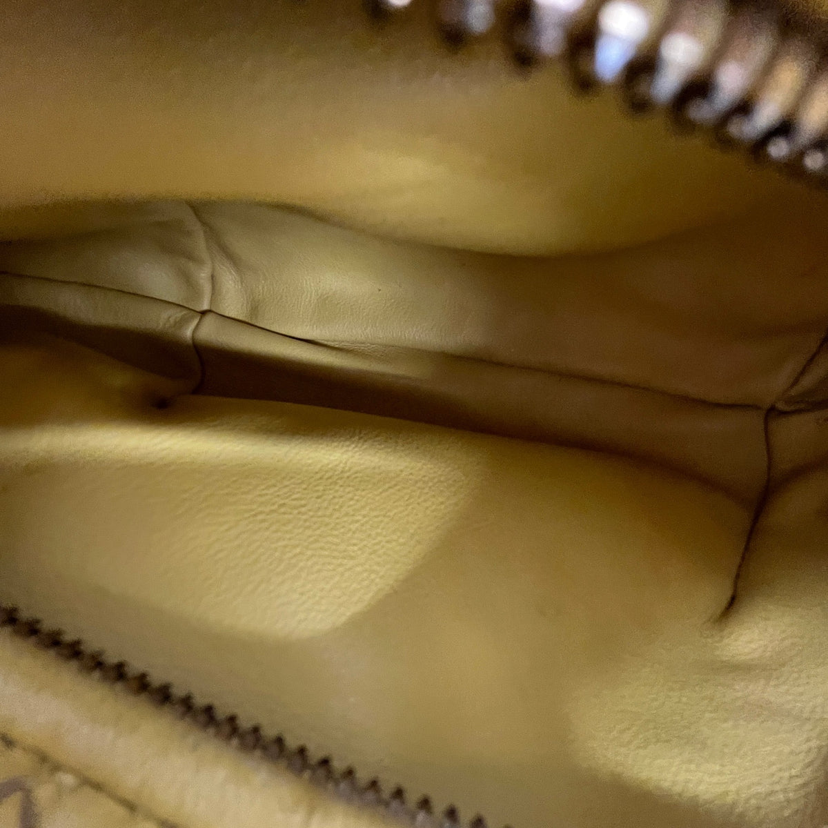 Women's Jodie Mini Handbag Yellow - Photo 10