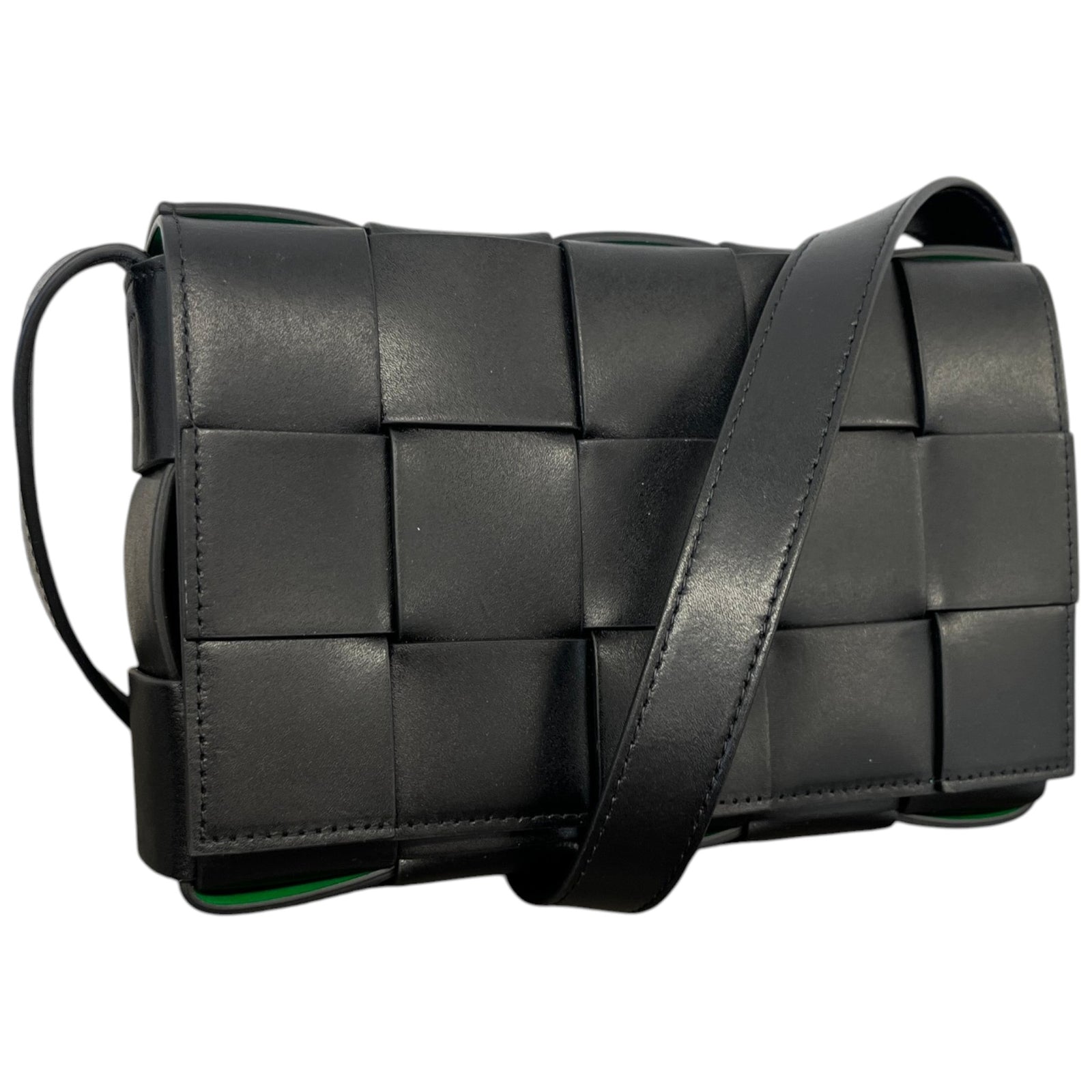Women's Intreccio Woven Cassette Bag Black - Photo 4