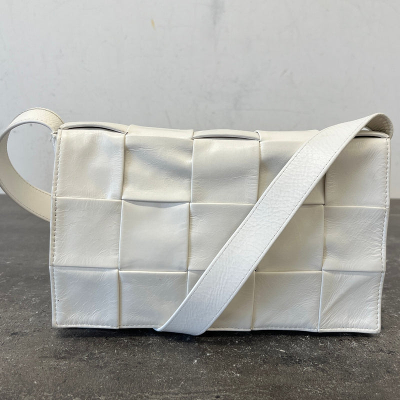 Women's Intrecciato Woven Cassette Bag White