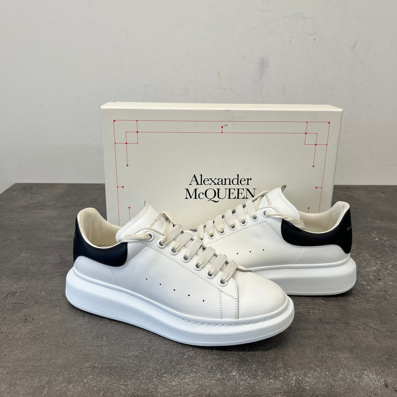 Men's Oversized Low Trainers White Size UK 9 / EU 43
