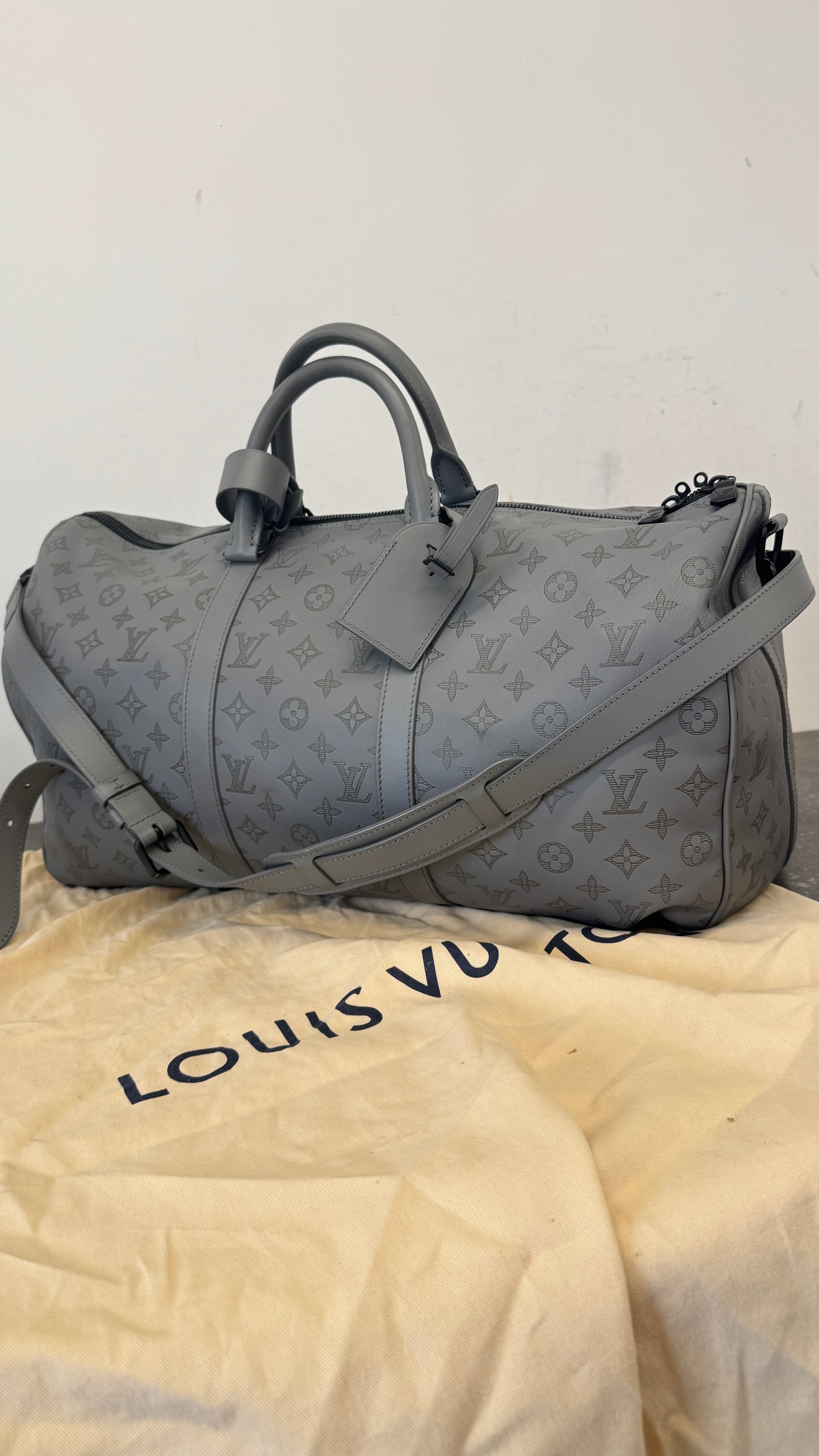 Men's Monogram Shadow Keepall Bandoulière 50 Anthracite Grey Travel Bag Grey - Photo 19