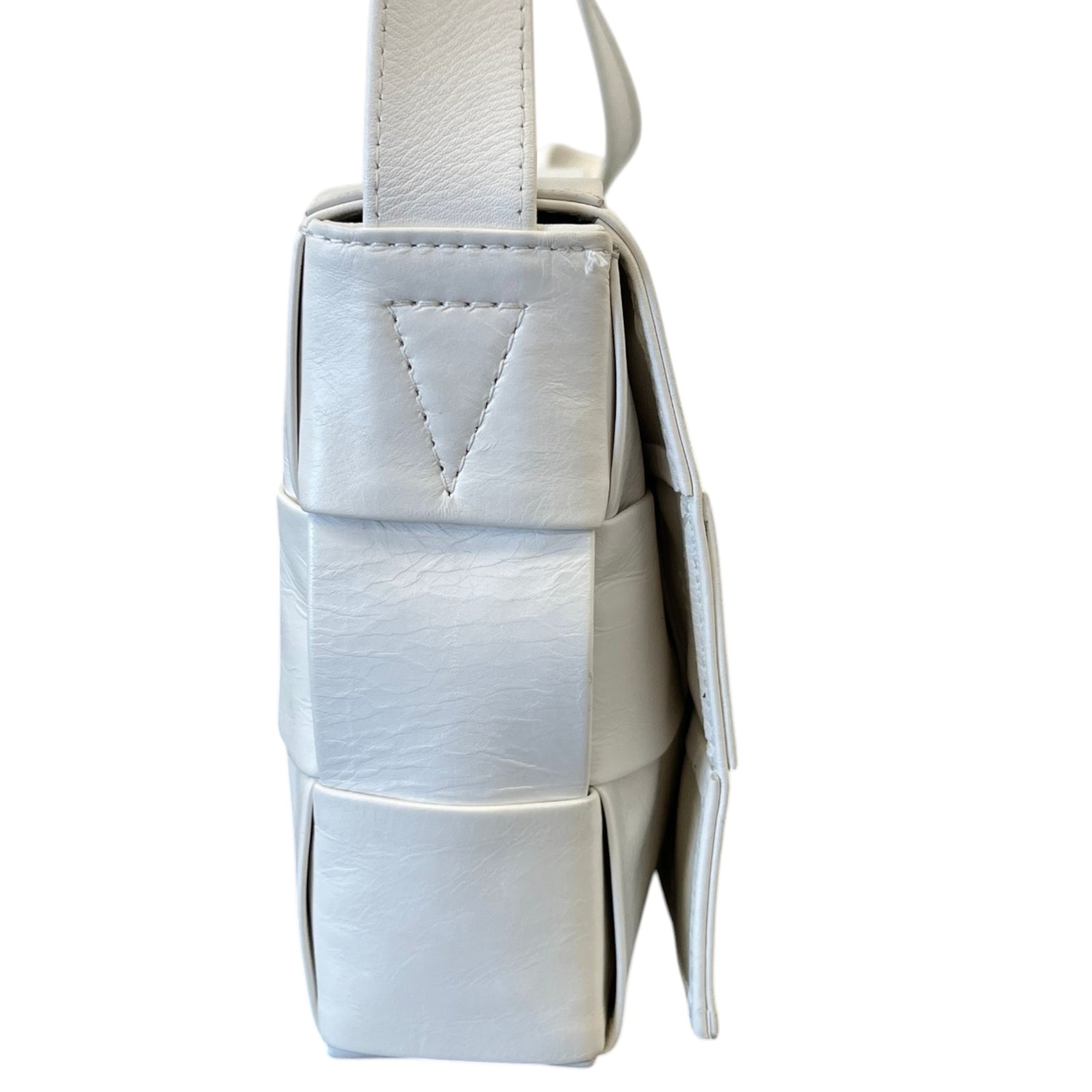 Women's Intrecciato Woven Cassette Bag White - Photo 7