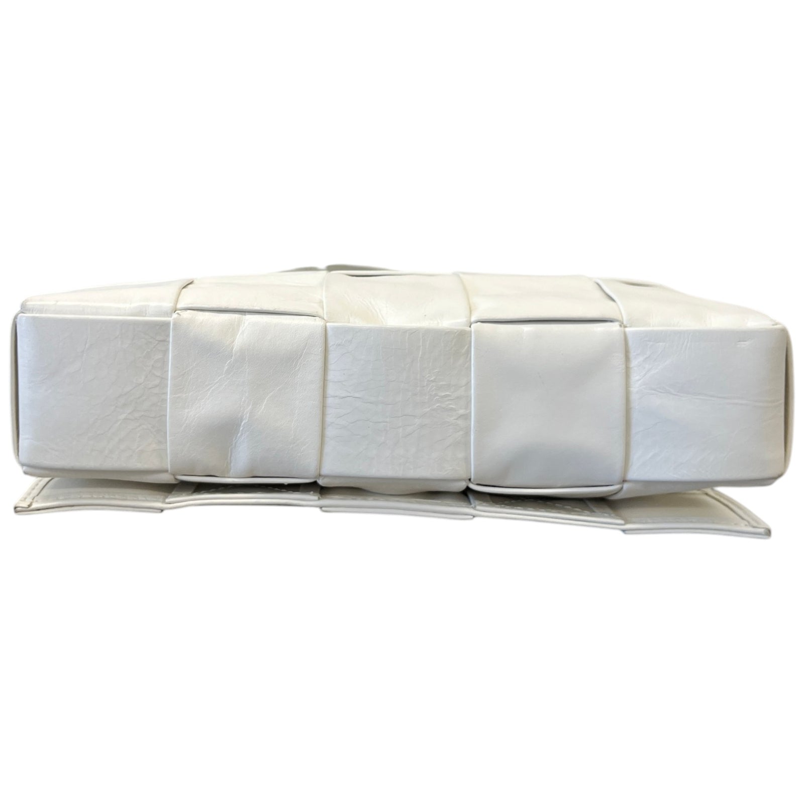Women's Intrecciato Woven Cassette Bag White - Photo 10