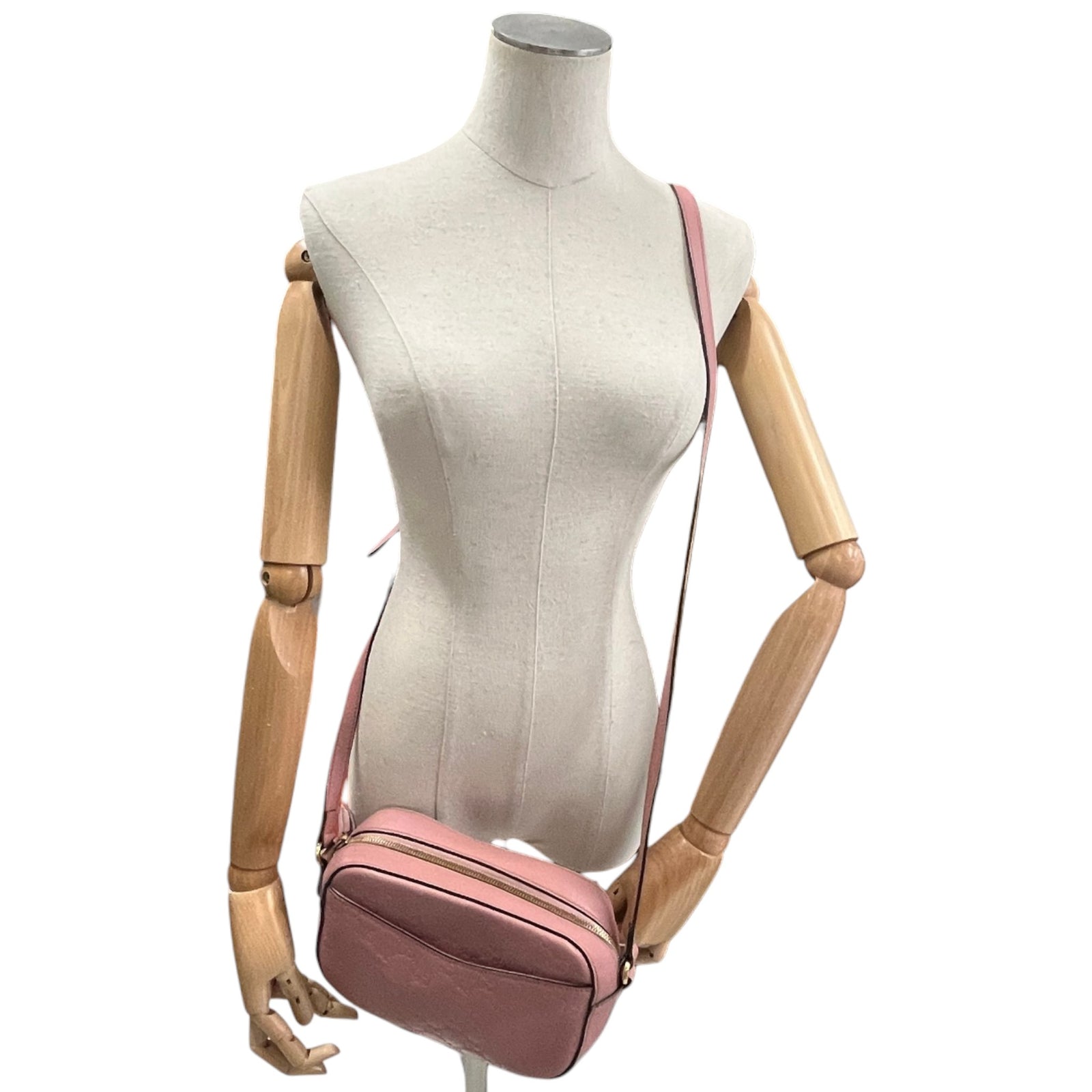 Women's Guccissima Camera Bag Pink - Photo 2