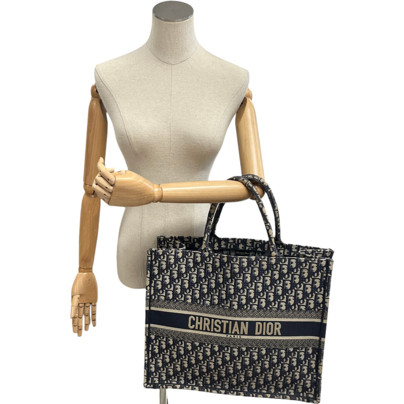 Women's Oblique Large Book Tote Handbag Navy