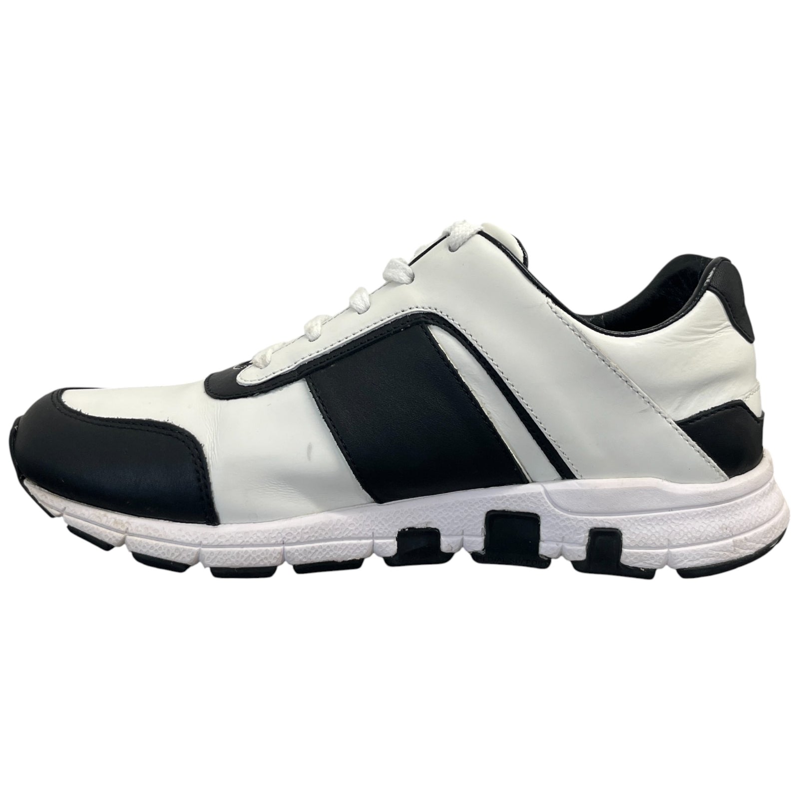 Women's Interlocking G Low Trainers White Size EU 37 / UK 4 - Photo 2