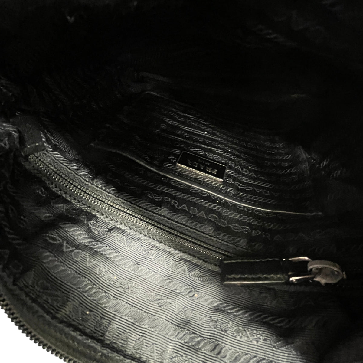 Men's Re Nylon Plaque Logo Messenger Bag Black - Photo 9