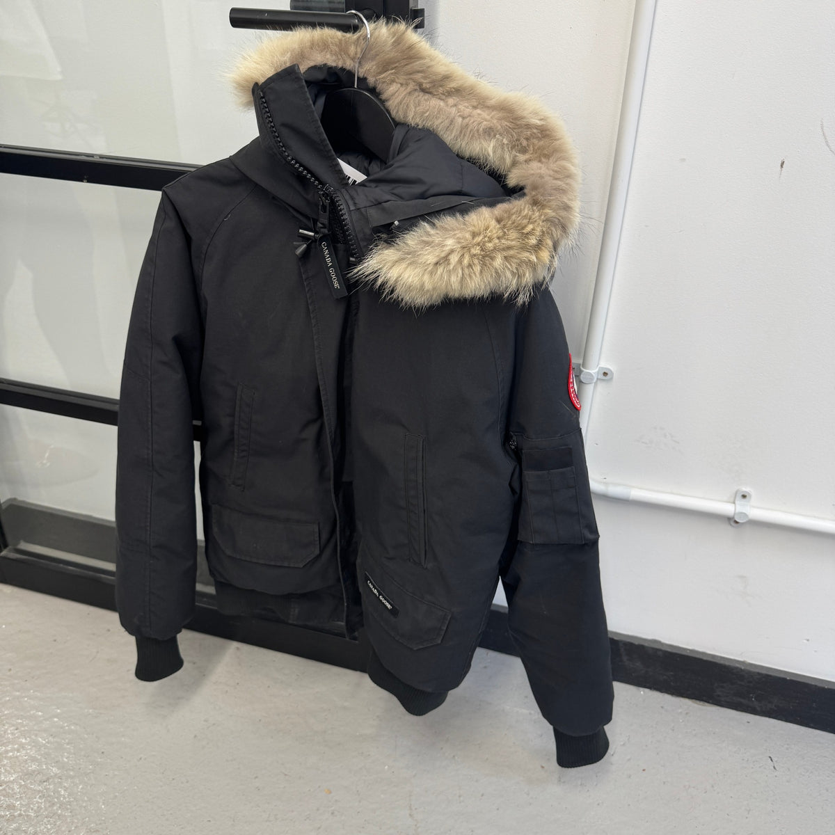 Men's Chilliwack Bomber Down Jacket Black Size S - Photo 7