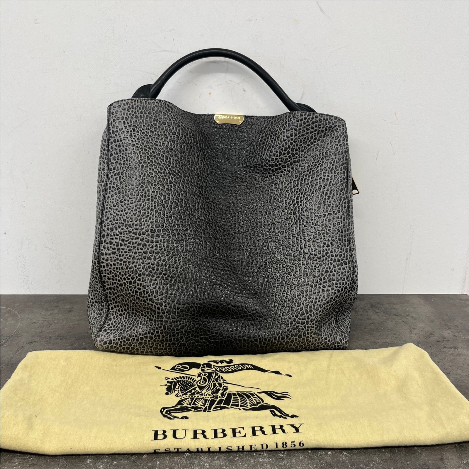 Women's Medium Lindburn Hobo Bag Black - Photo 11