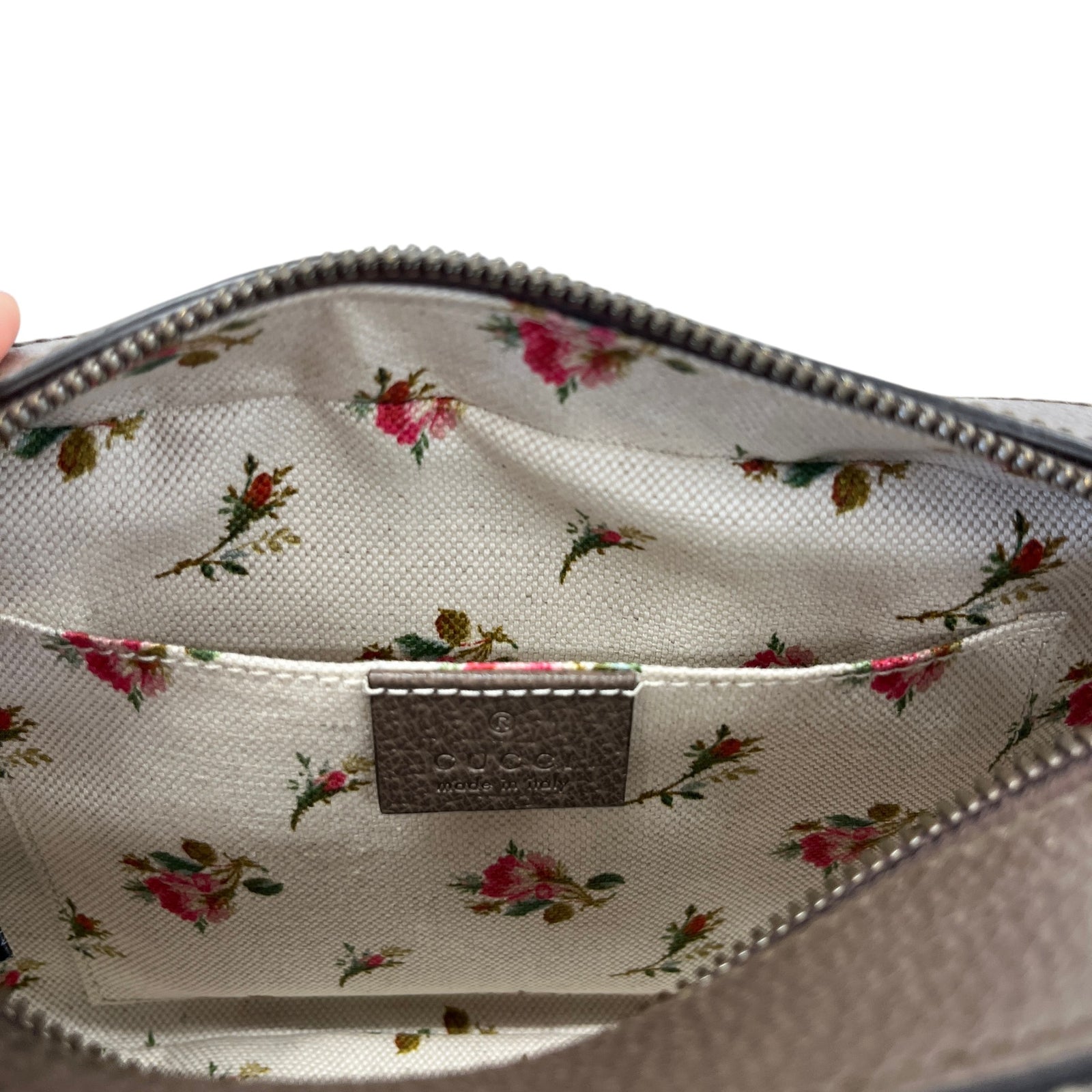 Women's Neo Vintage Gg Supreme Messenger Bag Beige - Photo 11