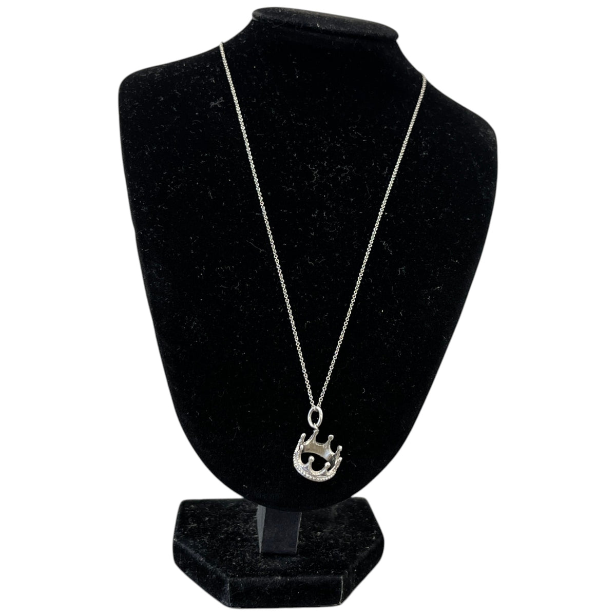 Women's Crown Pendant Necklace Silver - Photo 3