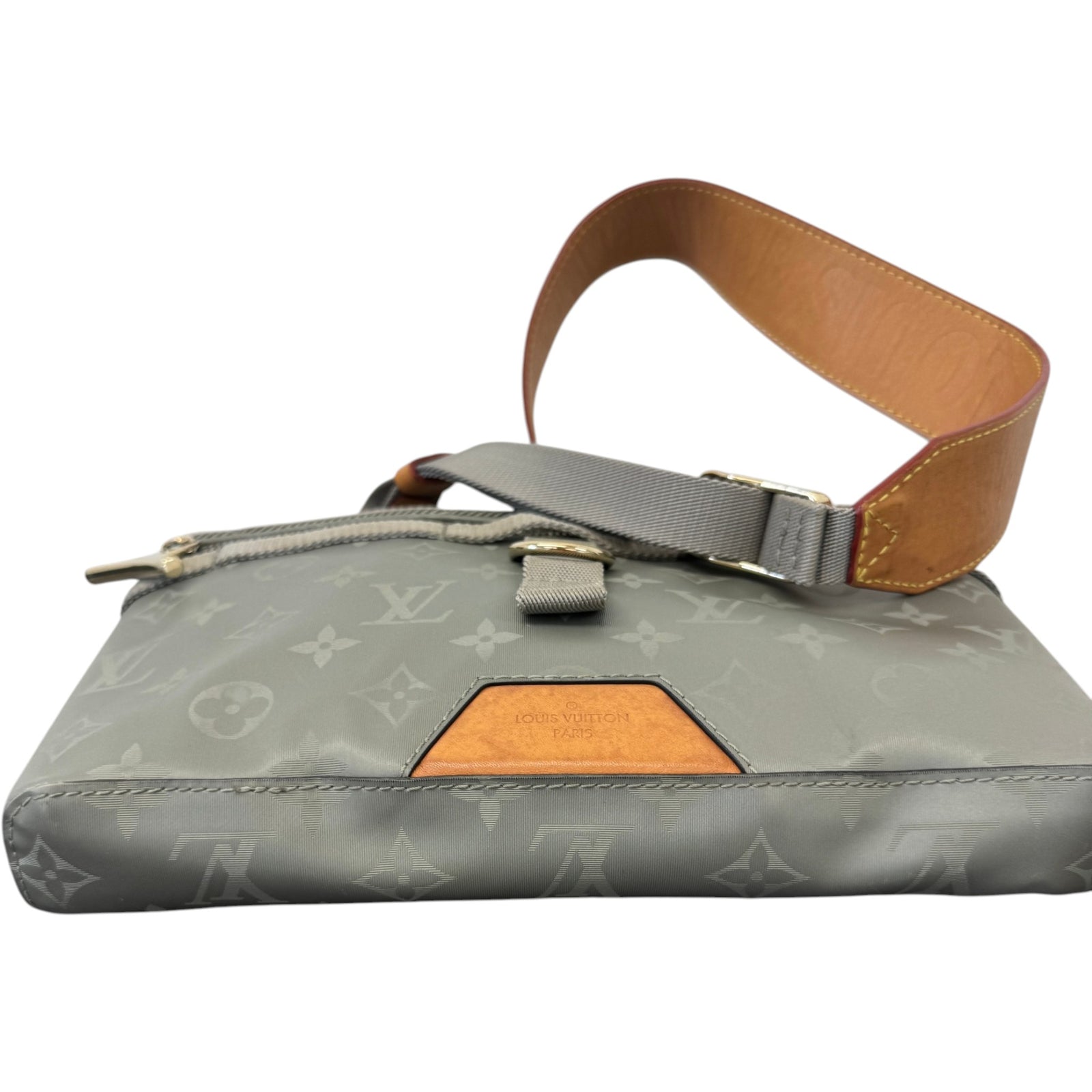 Men's Monogram PM Titanium Messenger Bag Green - Photo 9