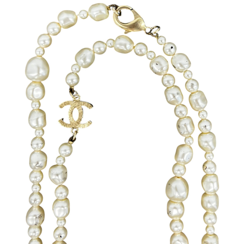 Women's Long Pearl Necklace Cream
