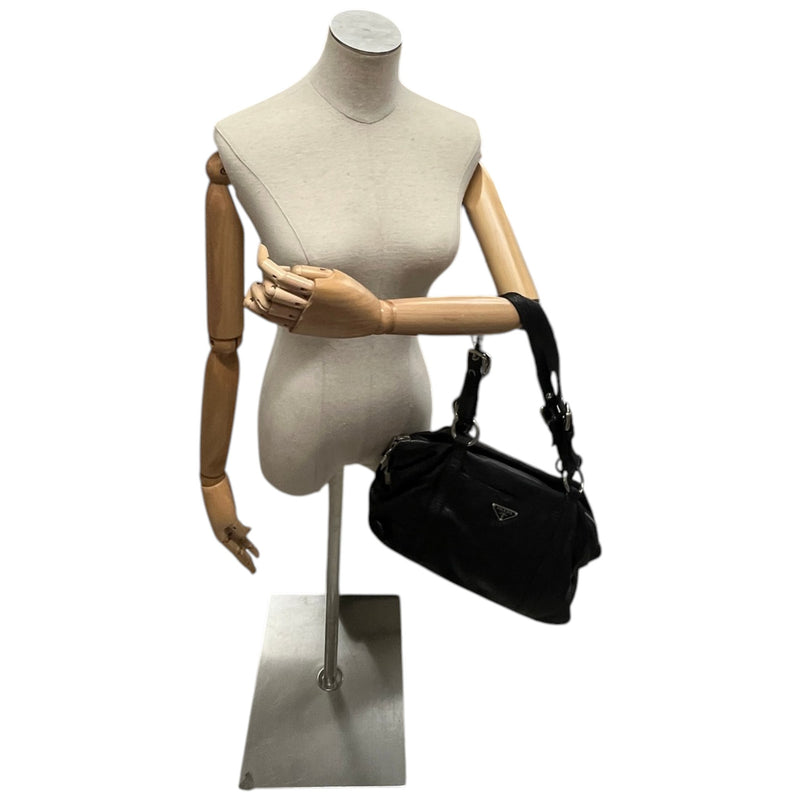 Women's Triangle Plaque Handbag Black