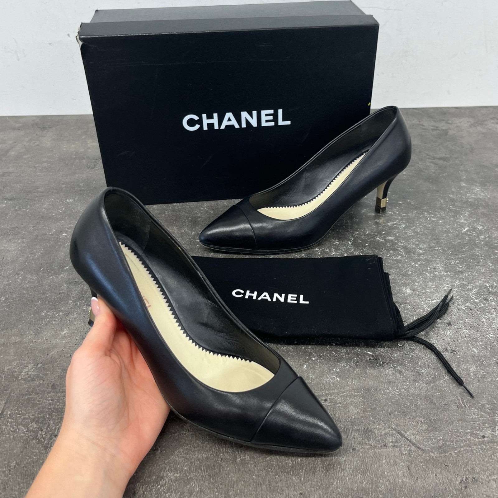 Women's Distinct Cc Logo Mules Black Size EU 38 / UK 5 - Photo 12