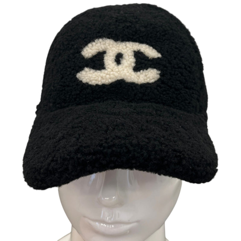 Women's CC Shearling Cap Black