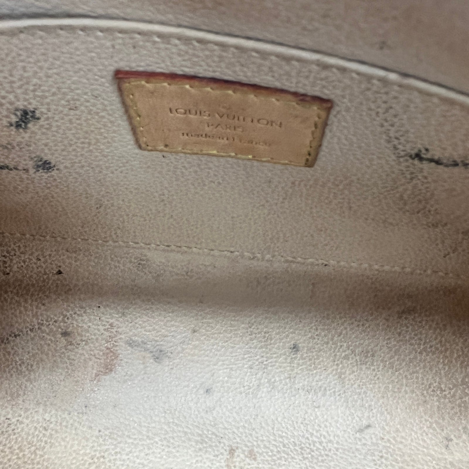 Women's Monogram Cosmetic MM Clutch Brown - Photo 11