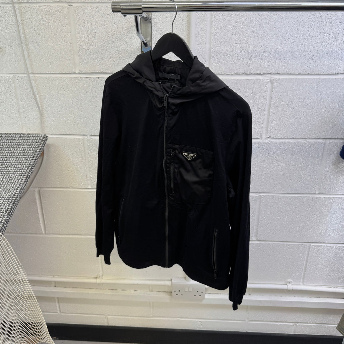 Men's Plaque Logo Jacket Black Size L - Photo 9