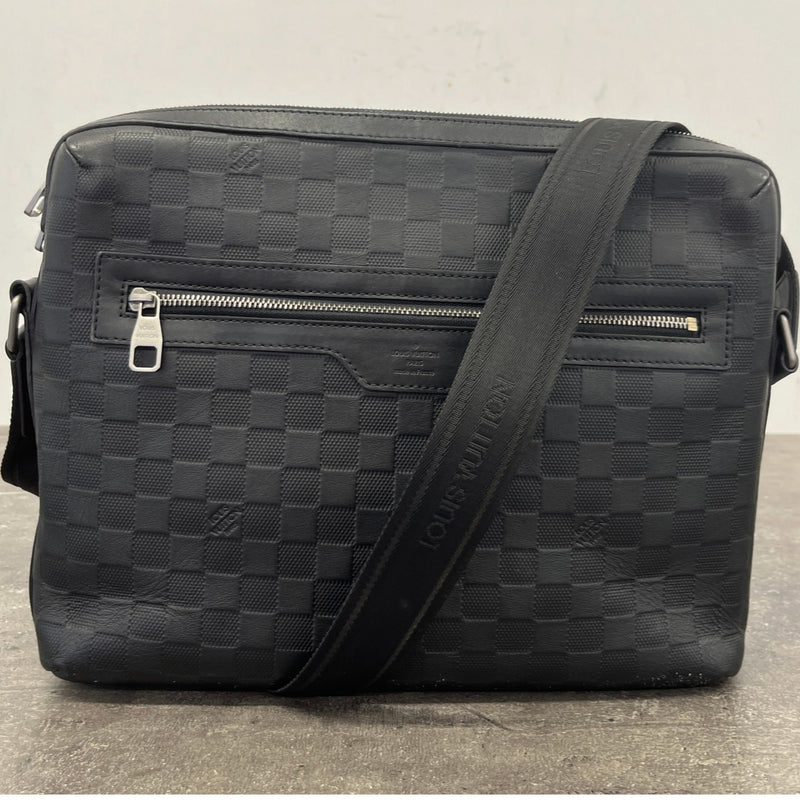 Men's Damier Infini Calypso MM Messenger Bag Black