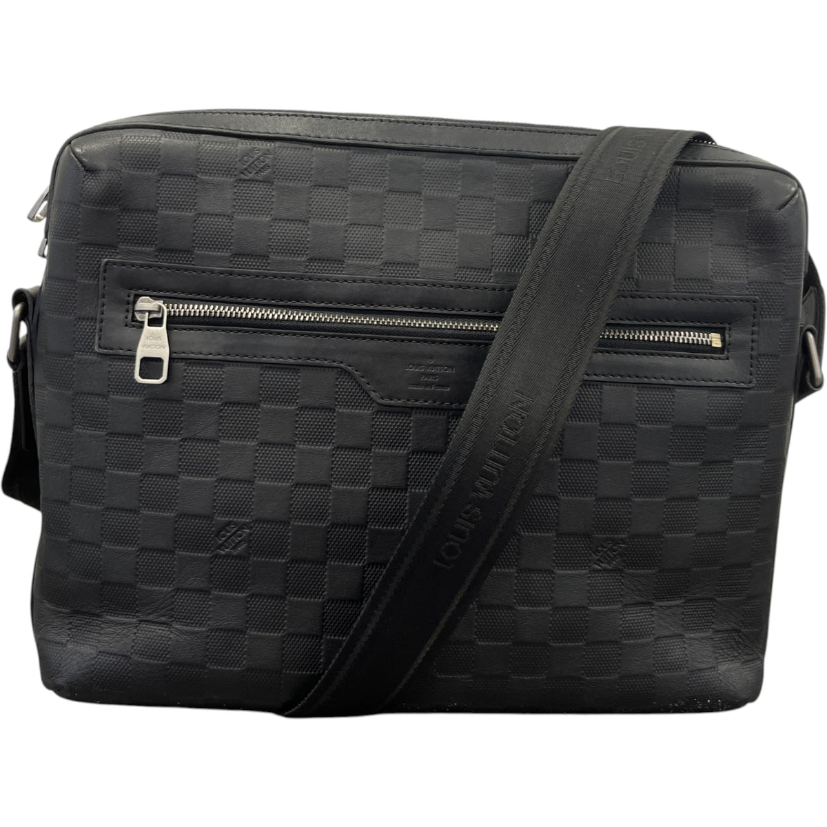 Men's Damier Infini Calypso MM Messenger Bag Black - Photo 1