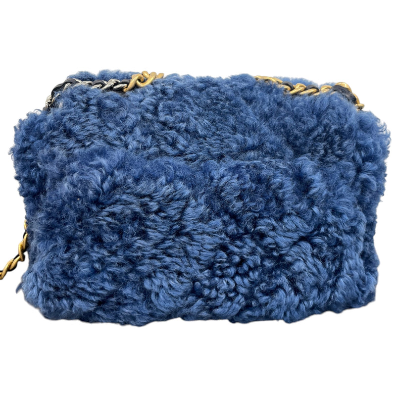 Women's Shearling Sheepskin Medium Chanel 19 Flap Bag Blue