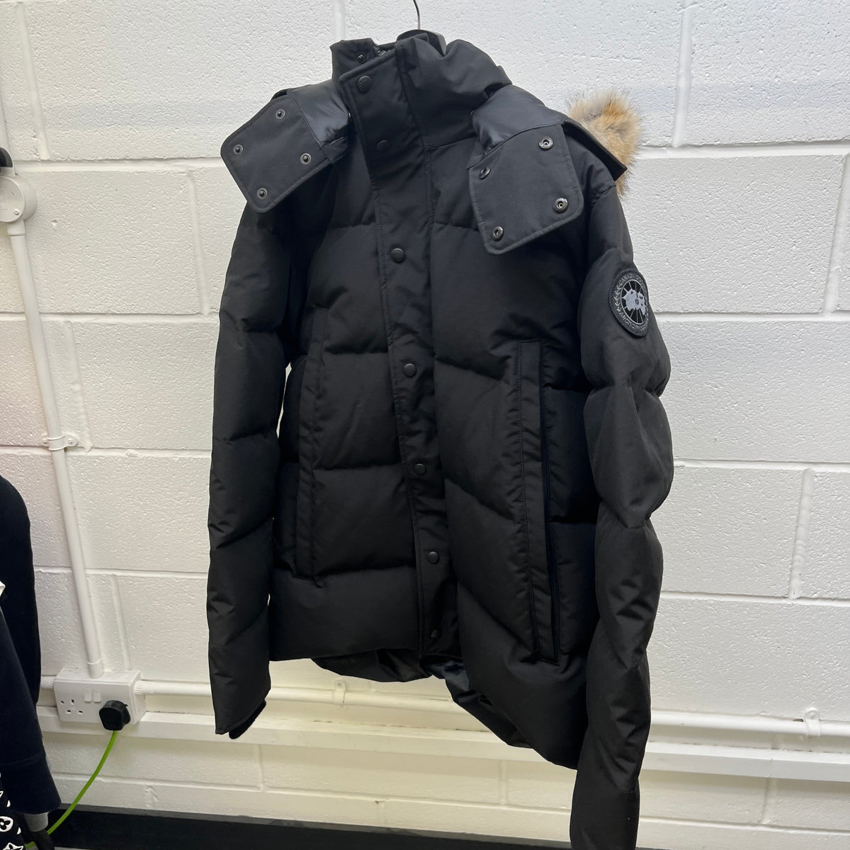 Men's Wyndham Parka Down Jacket Black Size L - Photo 8