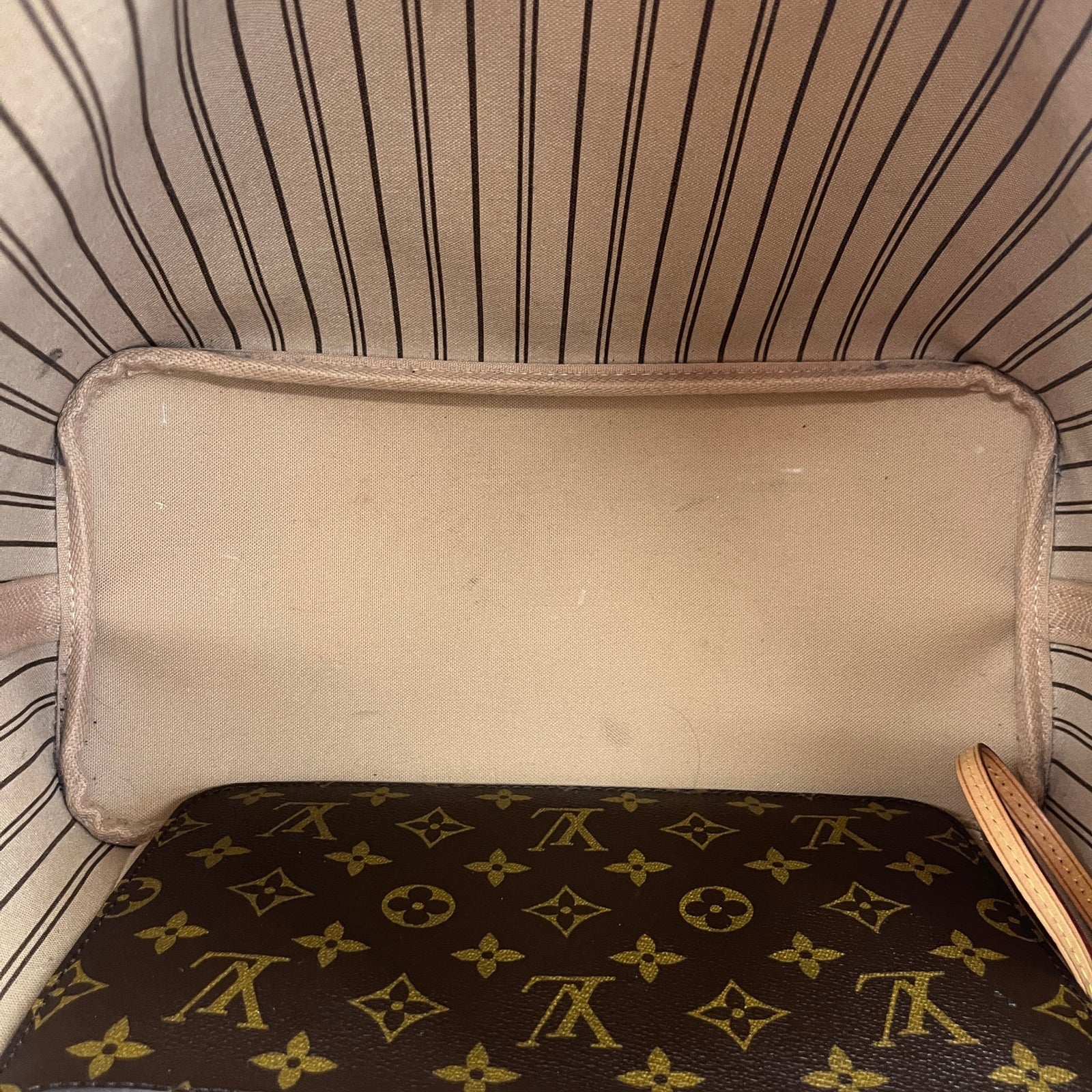Women's Monogram Neverfull Mm Tote Bag Brown - Photo 11