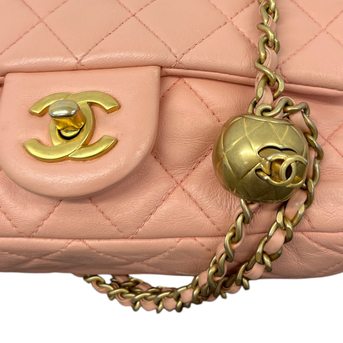 Women's Lambskin Timeless Pearl Crush Mini Handbag Pink - Photo 11