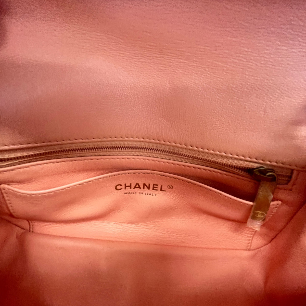Women's Lambskin Timeless Pearl Crush Mini Handbag Pink - Photo 13
