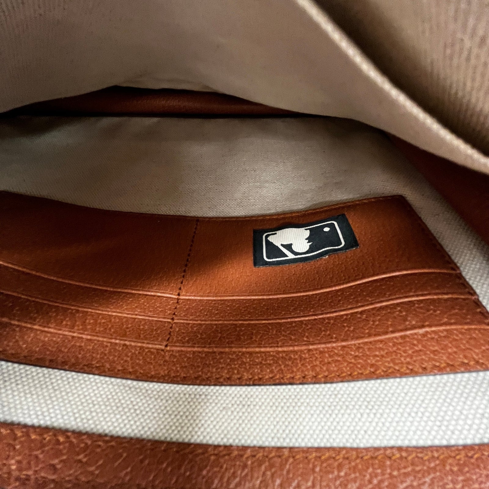 Men's Gg Supreme Pouch Brown - Photo 8