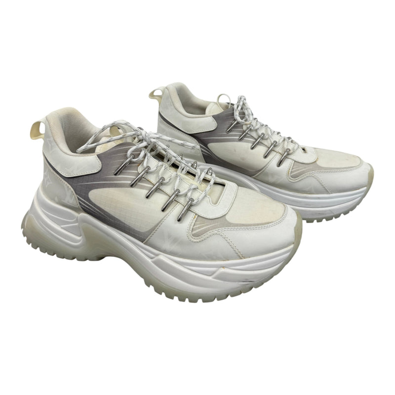 Men's Pulse Monogram Low Trainers White Size EU 40 / UK 6