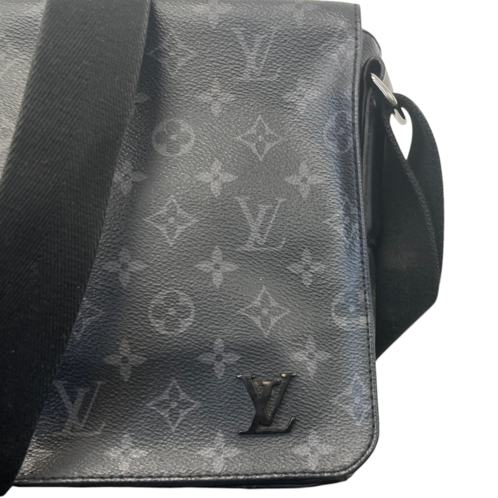 Men's Monogram Eclipse District PM Messenger Bag Black - Photo 10