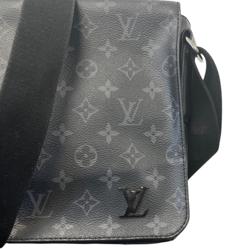Men's Monogram Eclipse District PM Messenger Bag Black