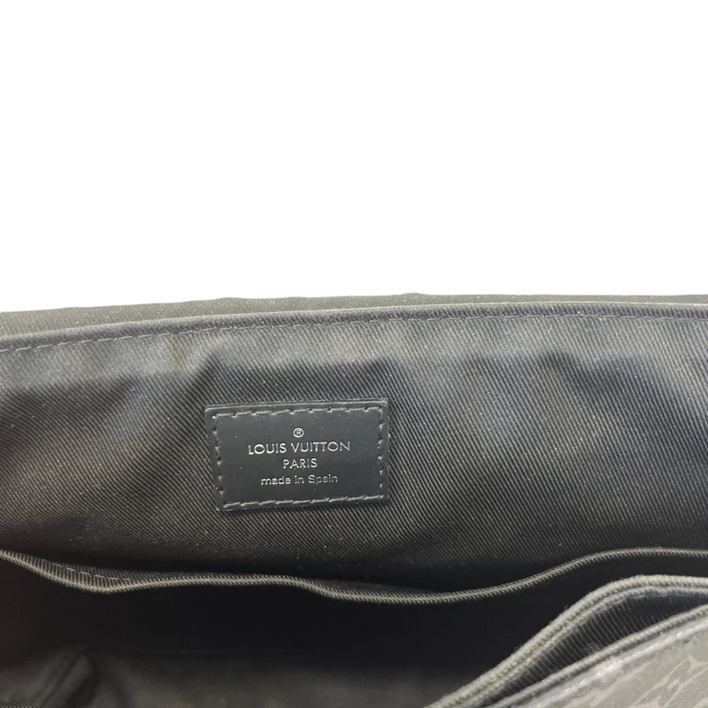 Men's Monogram Eclipse District PM Messenger Bag Black