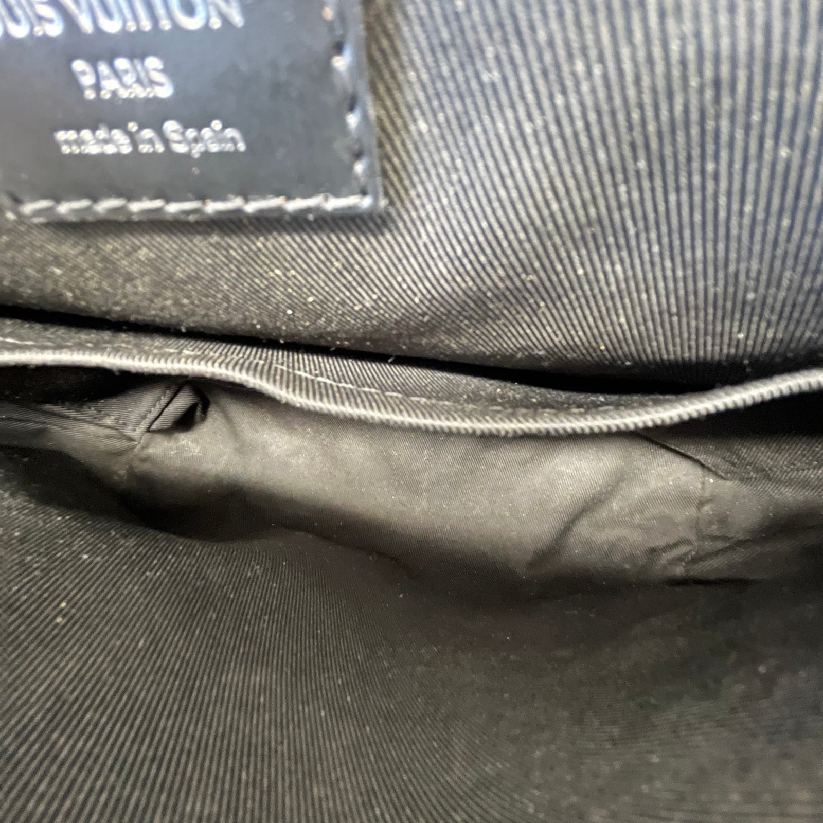 Men's Monogram Eclipse District PM Messenger Bag Black - Photo 12