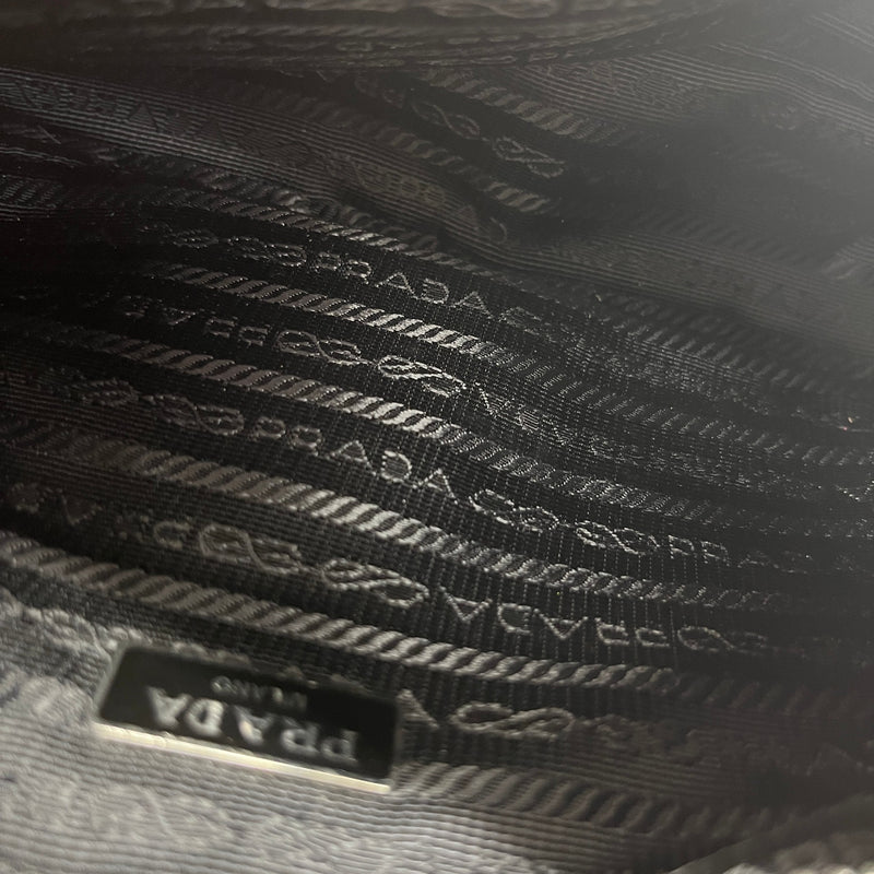 Women's Re-Edition 2005 Crossbody Bag Black